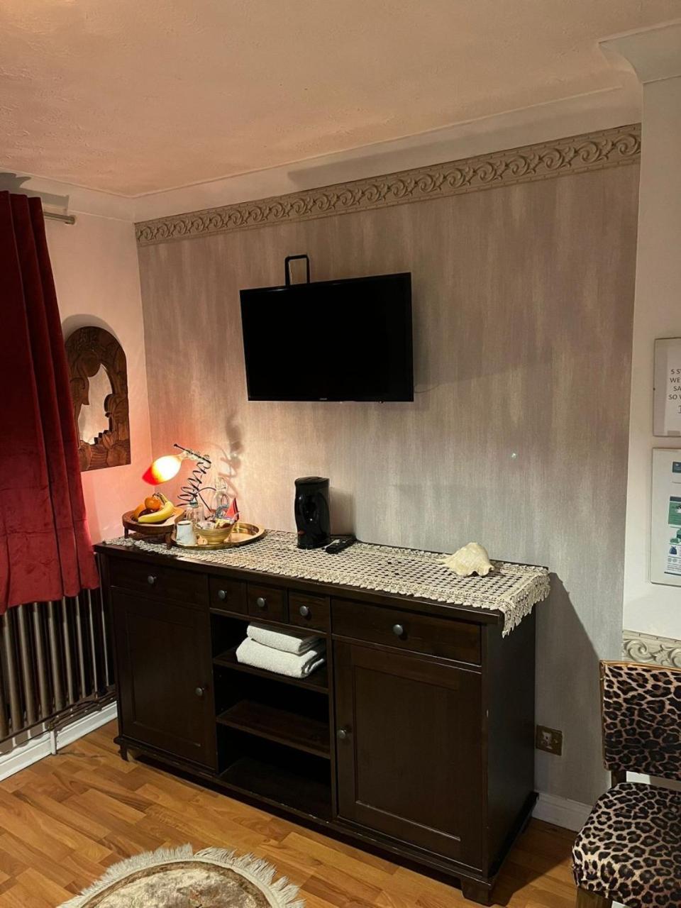 Lovely Double Bedroom In Rotherhithe Londra Dış mekan fotoğraf